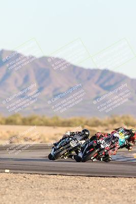 media/Dec-07-2025-CVMA (Sun) [[3e7d2de5dc]]/Race 17-Amateur Formula Middleweight/